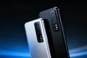 Apple's Crease-Free Folding iPhone Nears Reality - Professional coverage